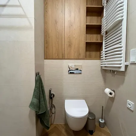 Prime Gaja - Balcony And Park View, 10 Minutes To The Beach, Free Parking * Gdansk